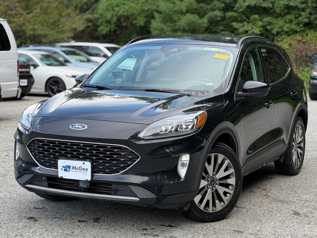 2022 Ford Escape Titanium