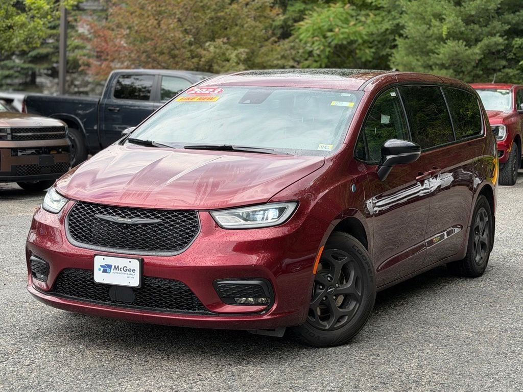 2023 Chrysler Pacifica Hybrid