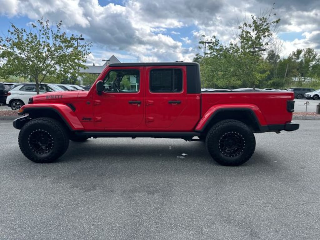 Used 2022 Jeep Gladiator Willys Truck