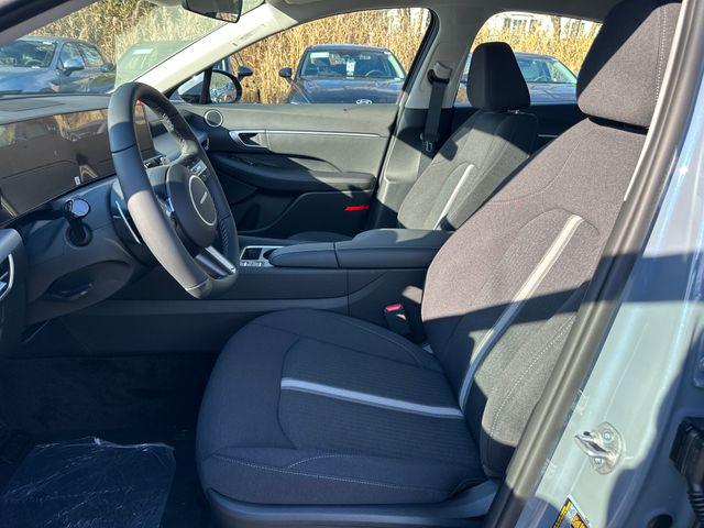 2026 Hyundai Sonata SEL - Photo 8