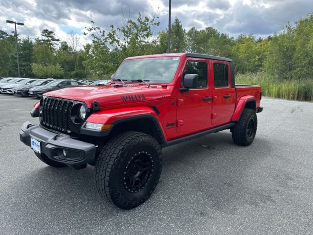 Used 2022 Jeep Gladiator Willys Truck