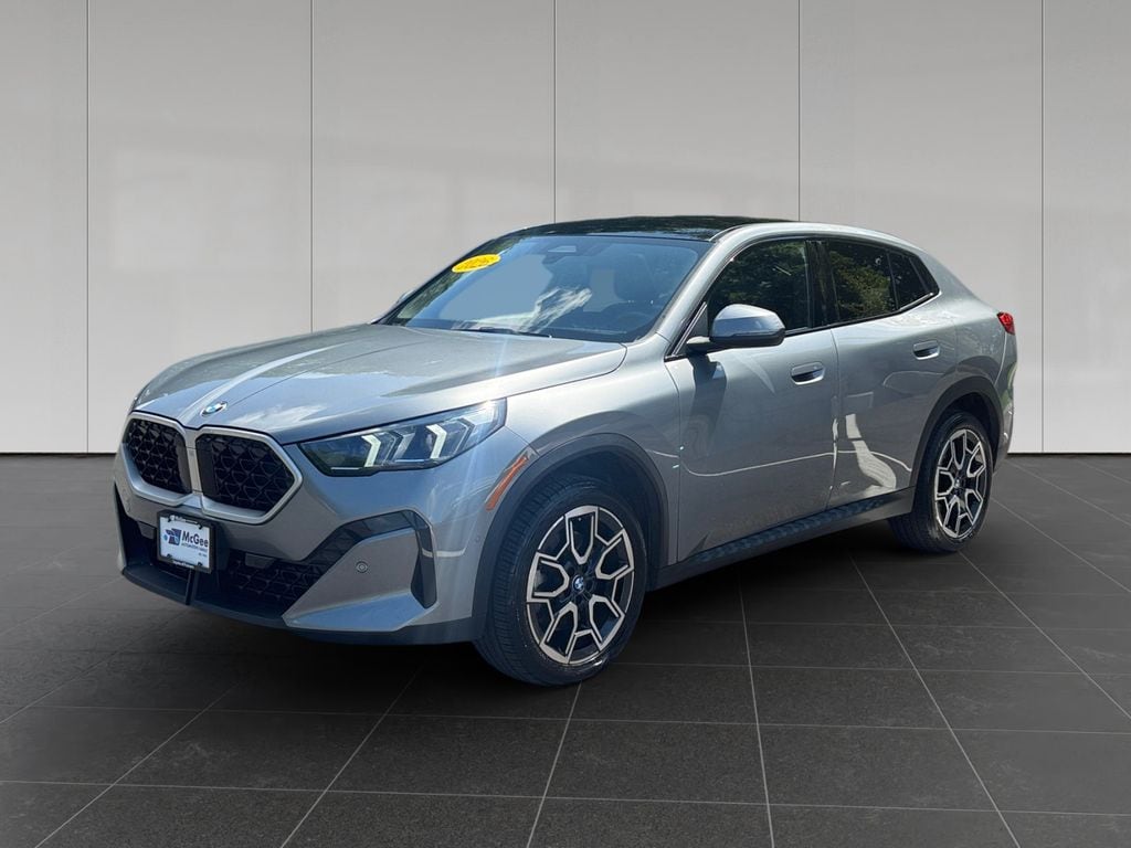 2026 BMW X2 28i