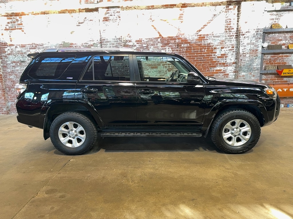 Used 2014 Toyota 4Runner SR5 SUV