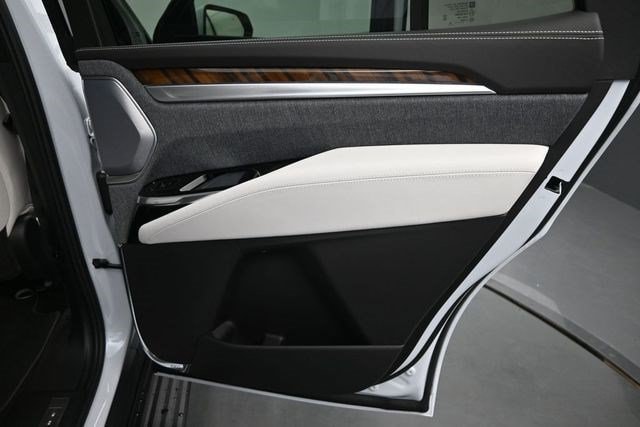 2026 Cadillac Escalade Platinum Sport - Photo 15