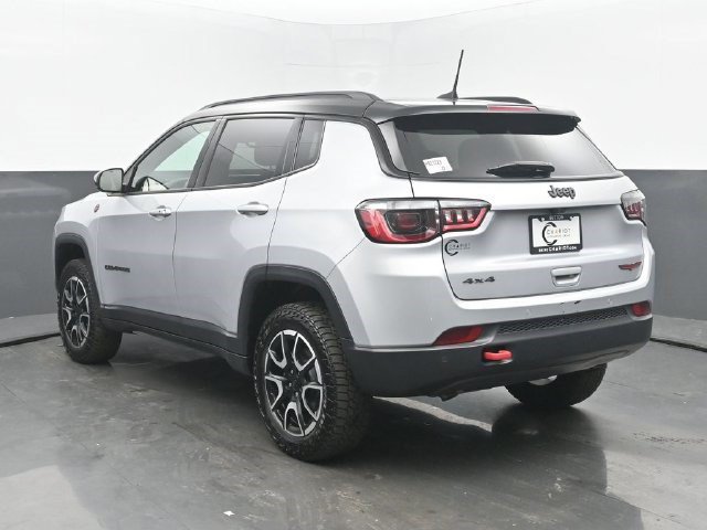 Used 2024 Jeep Compass Trailhawk 4x4 SUV