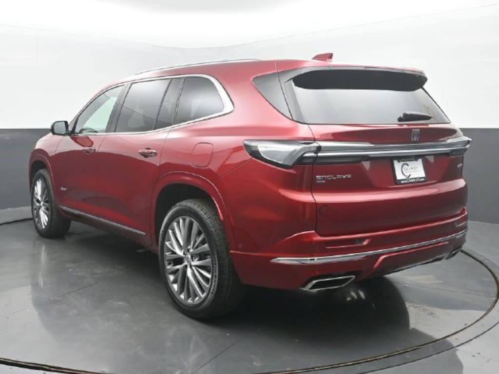 Used 2026 Buick Enclave Avenir SUV