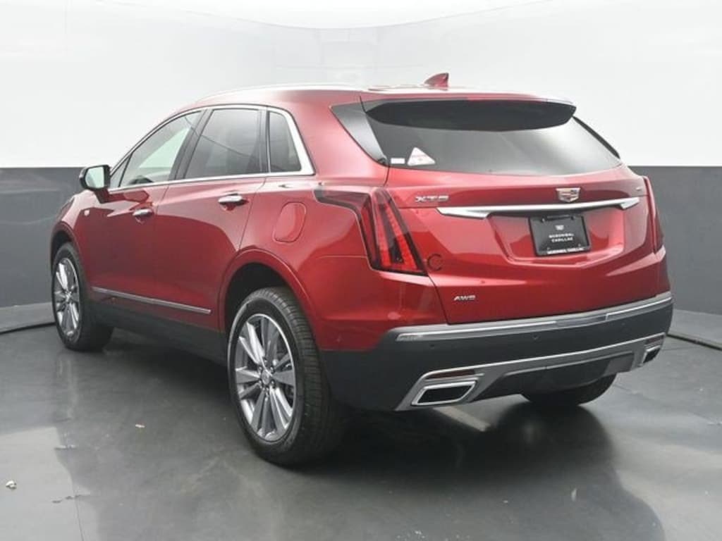 New 2026 CADILLAC XT5 Premium Luxury SUV