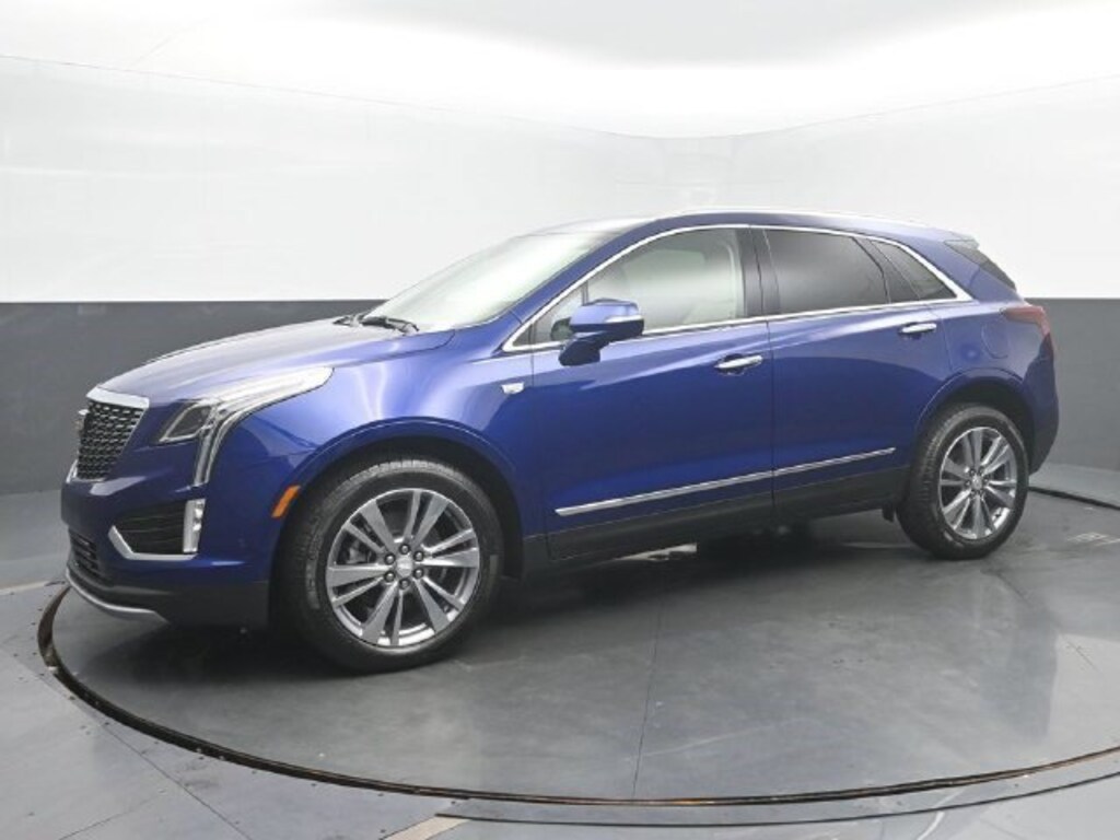 New 2026 CADILLAC XT5 Premium Luxury SUV