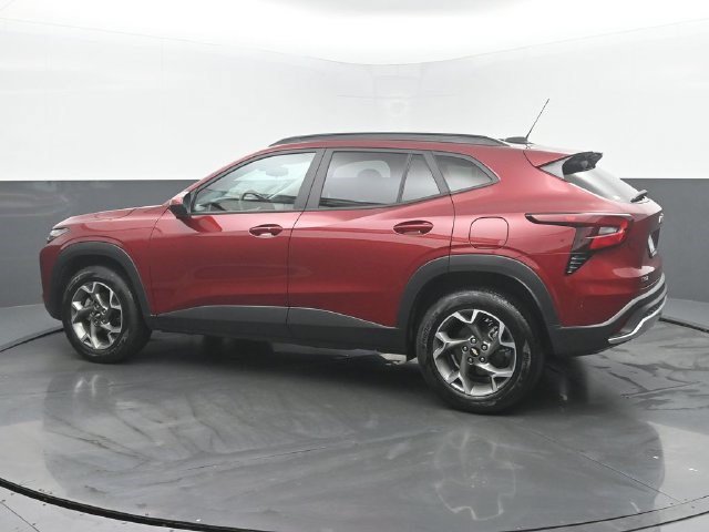 Used 2024 Chevrolet Trax LT SUV