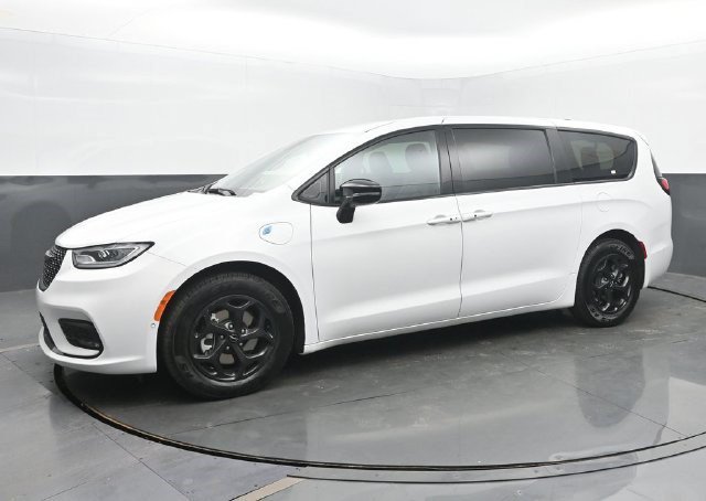 Used 2024 Chrysler Pacifica Hybrid S Appearance Pkg Minivan