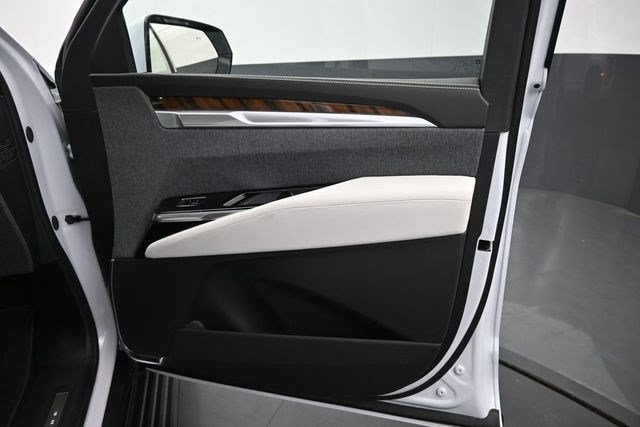 2026 Cadillac Escalade Platinum Sport - Photo 12