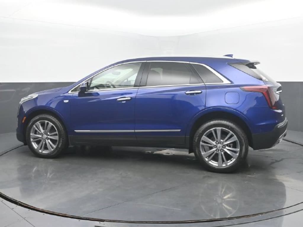 New 2026 CADILLAC XT5 Premium Luxury SUV