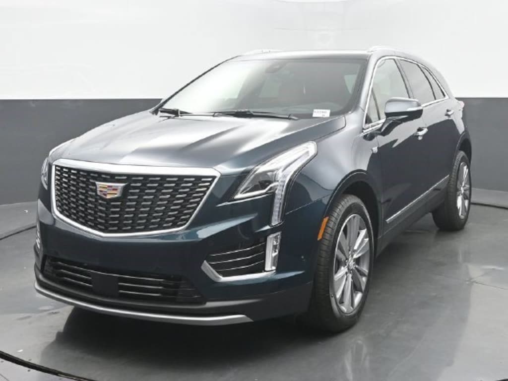 New 2026 CADILLAC XT5 Premium Luxury SUV