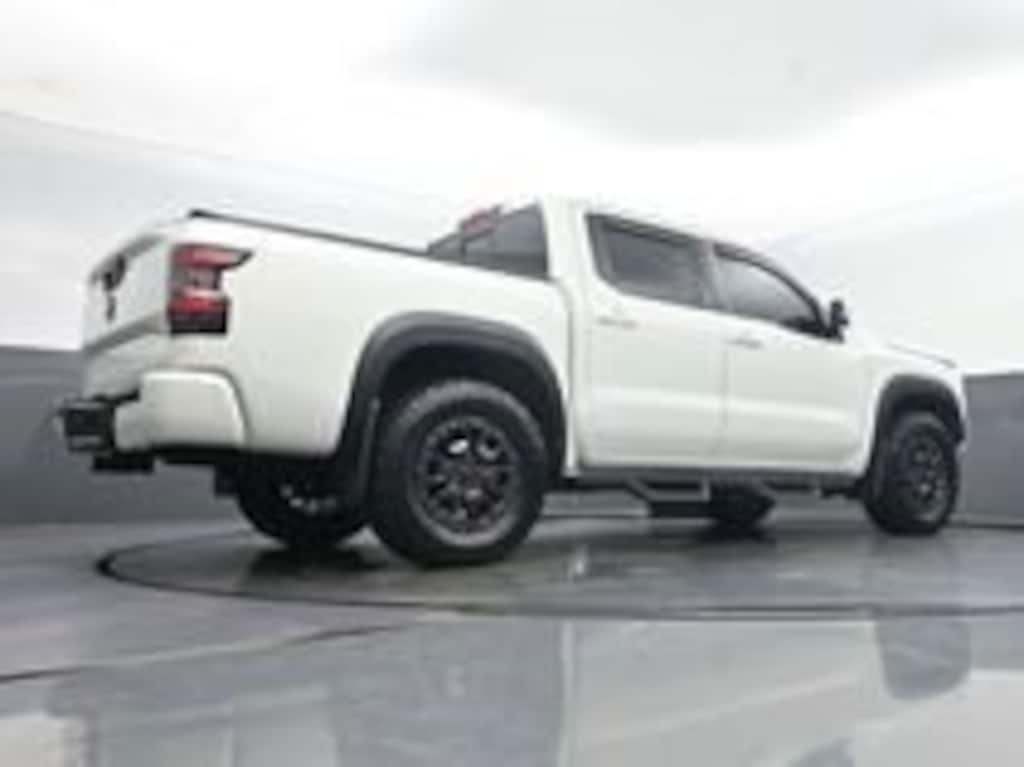 Used 2022 Nissan Frontier Crew Cab PRO-4X 4x4 Truck