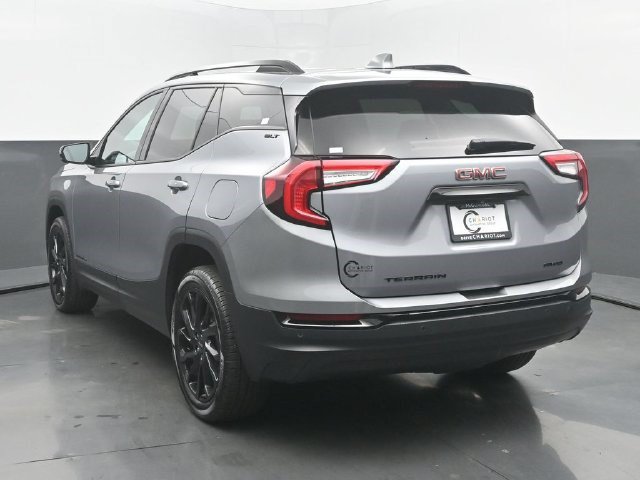 Used 2023 GMC Terrain SLT SUV
