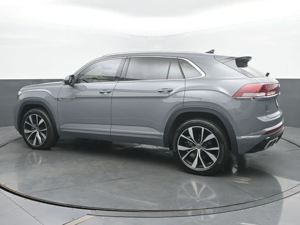 Used 2024 Volkswagen Atlas Cross Sport 2.0T SEL Premium R-Line SUV
