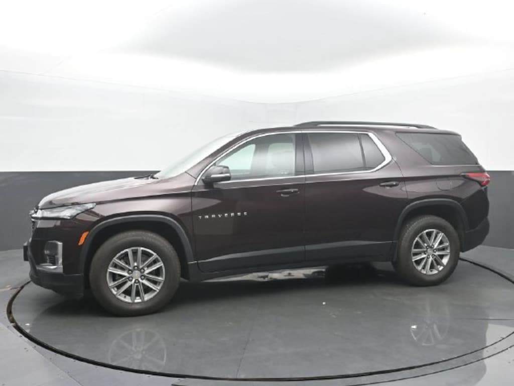 Used 2022 Chevrolet Traverse LT Leather SUV