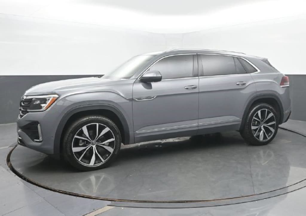 Used 2024 Volkswagen Atlas Cross Sport 2.0T SEL Premium R-Line SUV