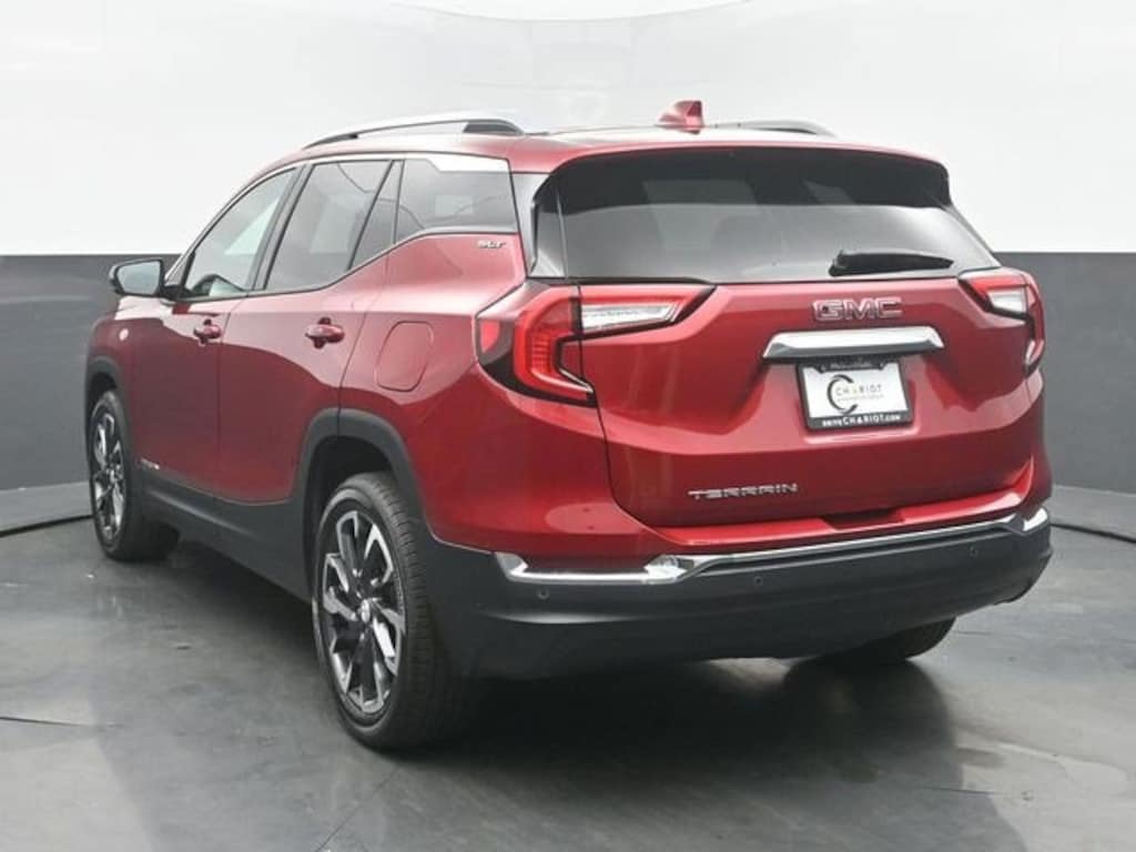 Used 2023 GMC Terrain SLT SUV