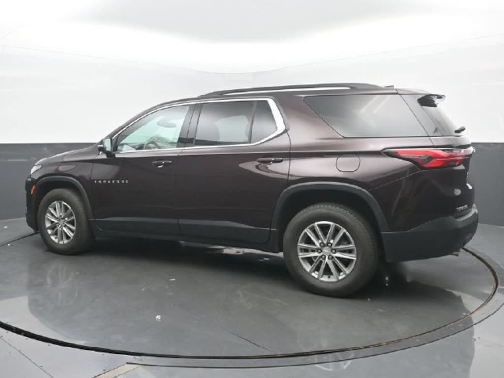 Used 2022 Chevrolet Traverse LT Leather SUV