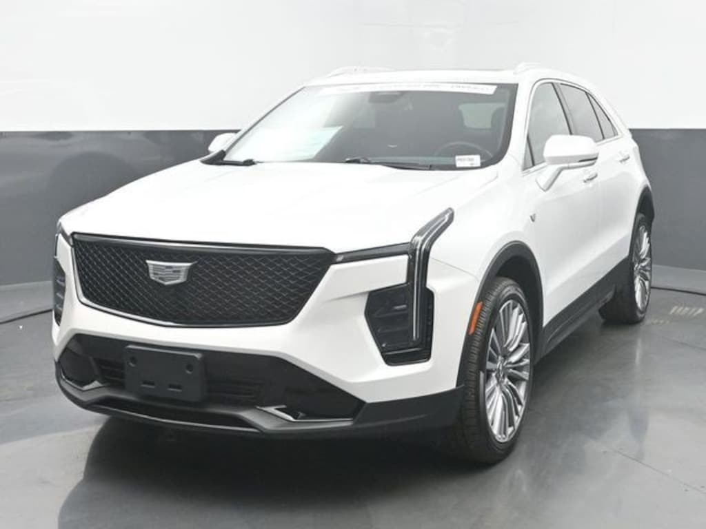 Used 2024 CADILLAC XT4 Premium Luxury SUV