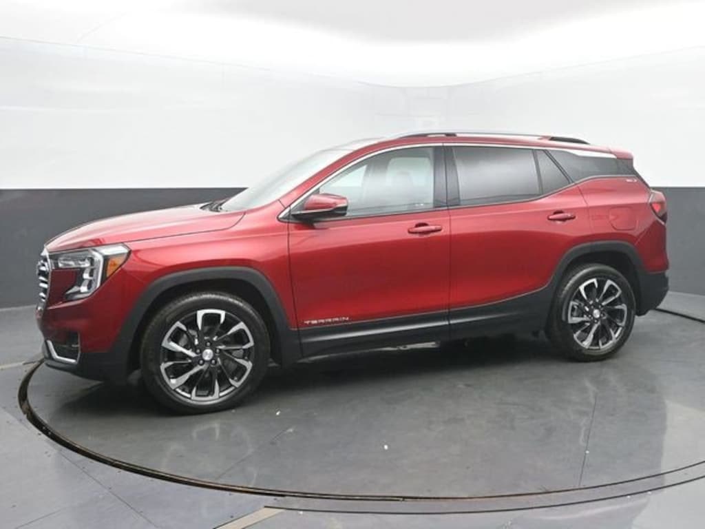 Used 2023 GMC Terrain SLT SUV