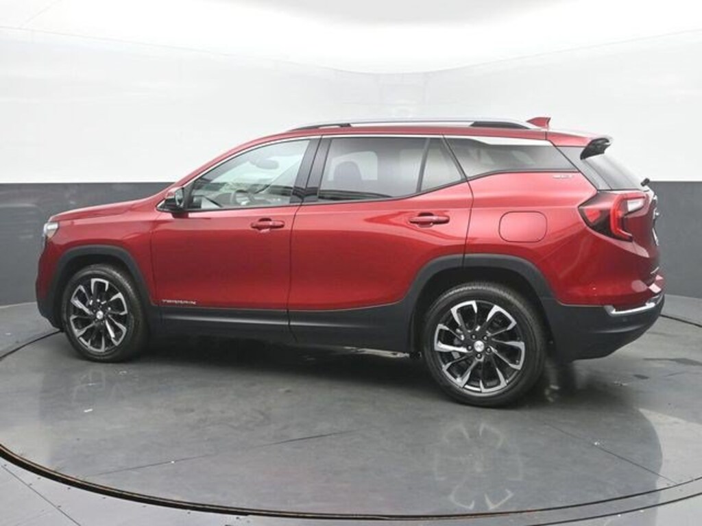 Used 2023 GMC Terrain SLT SUV