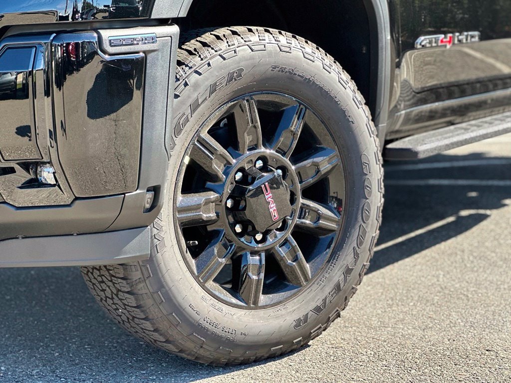 New 2026 GMC Sierra 2500 HD AT4 Truck