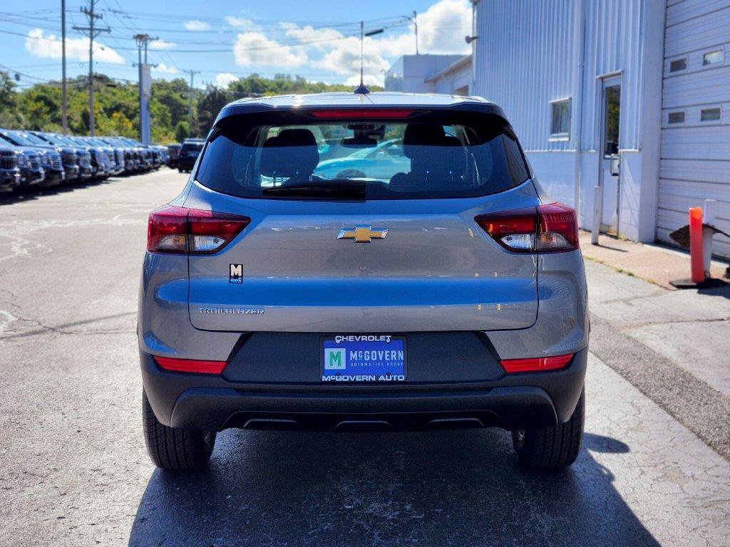Used 2023 Chevrolet Trailblazer LS SUV