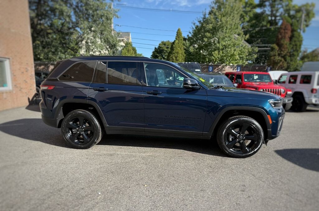 New 2027 Jeep Grand Cherokee Limited Sport Utility