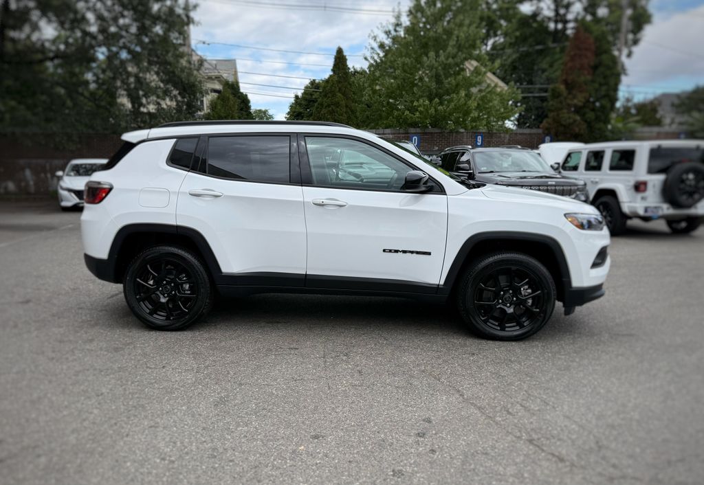 New 2026 Jeep Compass Latitude Sport Utility