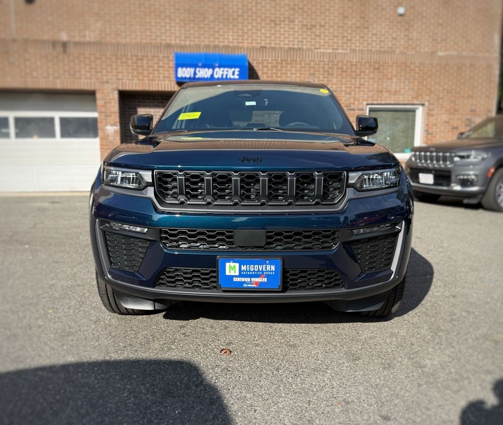 New 2027 Jeep Grand Cherokee Limited Sport Utility