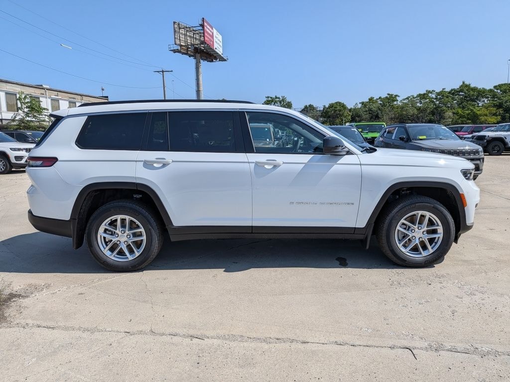 New 2026 Jeep Grand Cherokee L Laredo Sport Utility