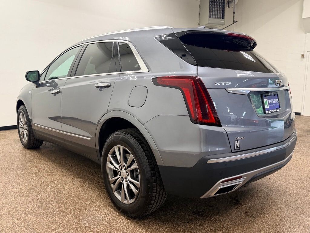 Used 2022 CADILLAC XT5 Premium Luxury SUV