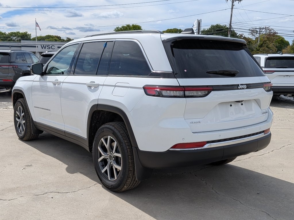 New 2027 Jeep Grand Cherokee Laredo X Sport Utility