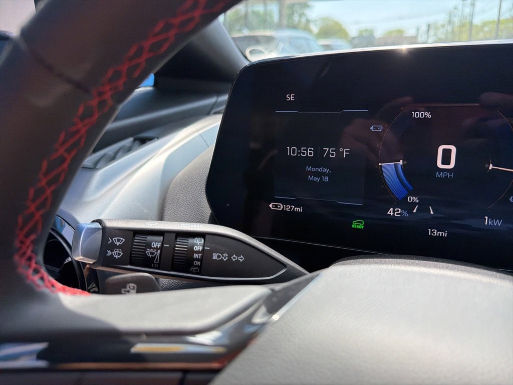 2026 Chevrolet Equinox EV RS - Photo 13
