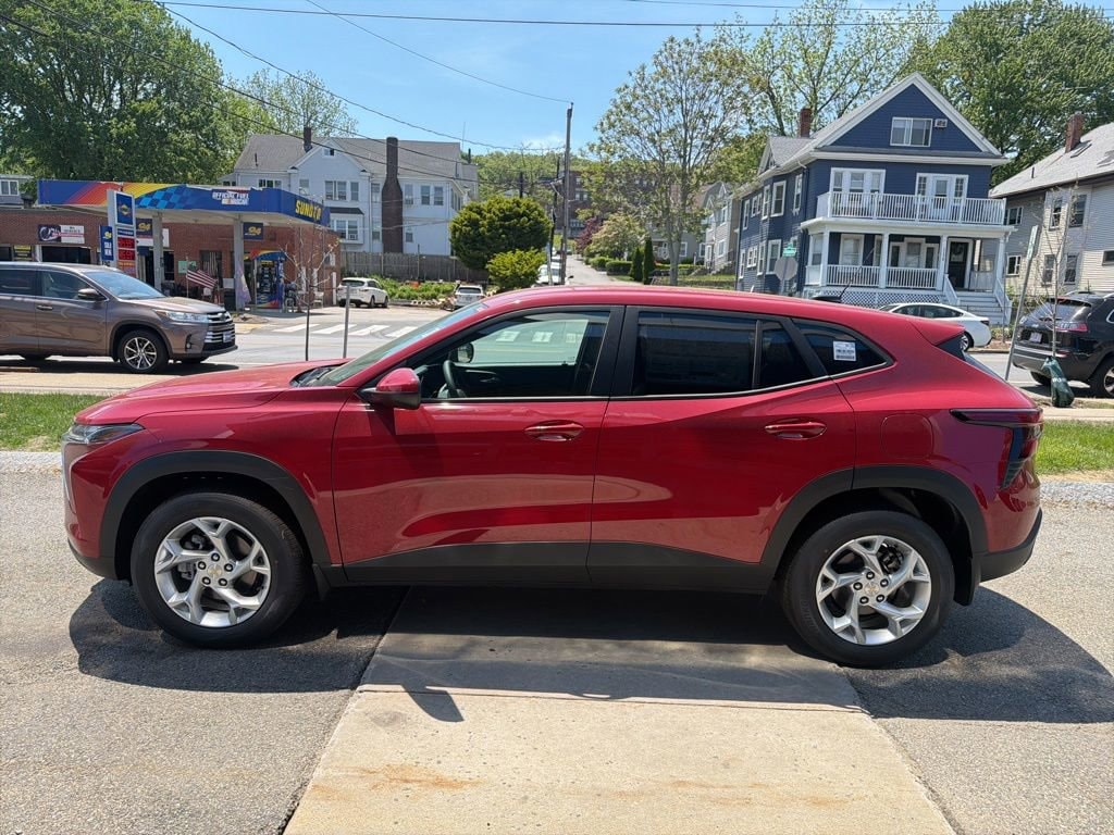 New 2026 Chevrolet Trax LS SUV