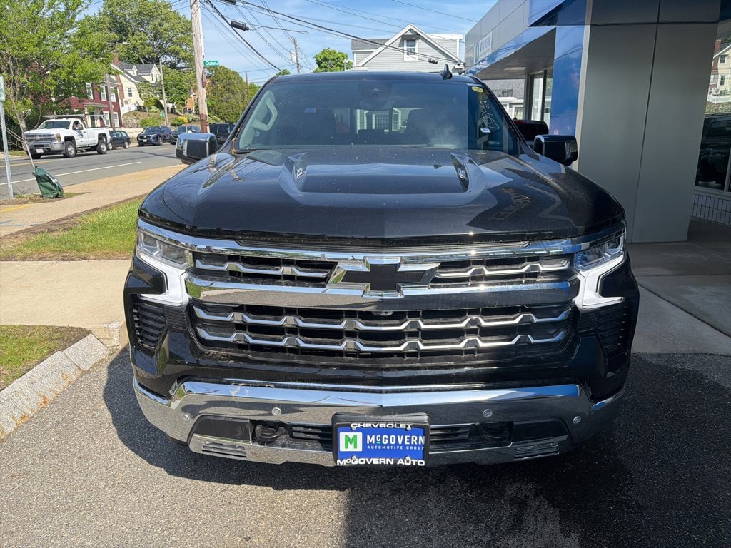 2026 Chevrolet Silverado 1500 LTZ - Photo 8