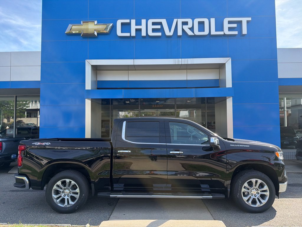 2026 Chevrolet Silverado 1500 LTZ - Photo 6