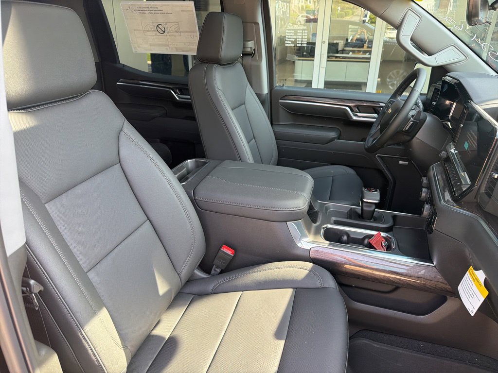 2026 Chevrolet Silverado 1500 LTZ - Photo 23