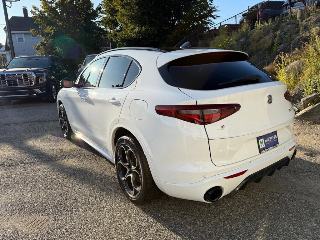 Used 2023 Alfa Romeo Stelvio Veloce