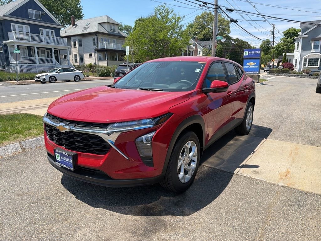 New 2026 Chevrolet Trax LS SUV