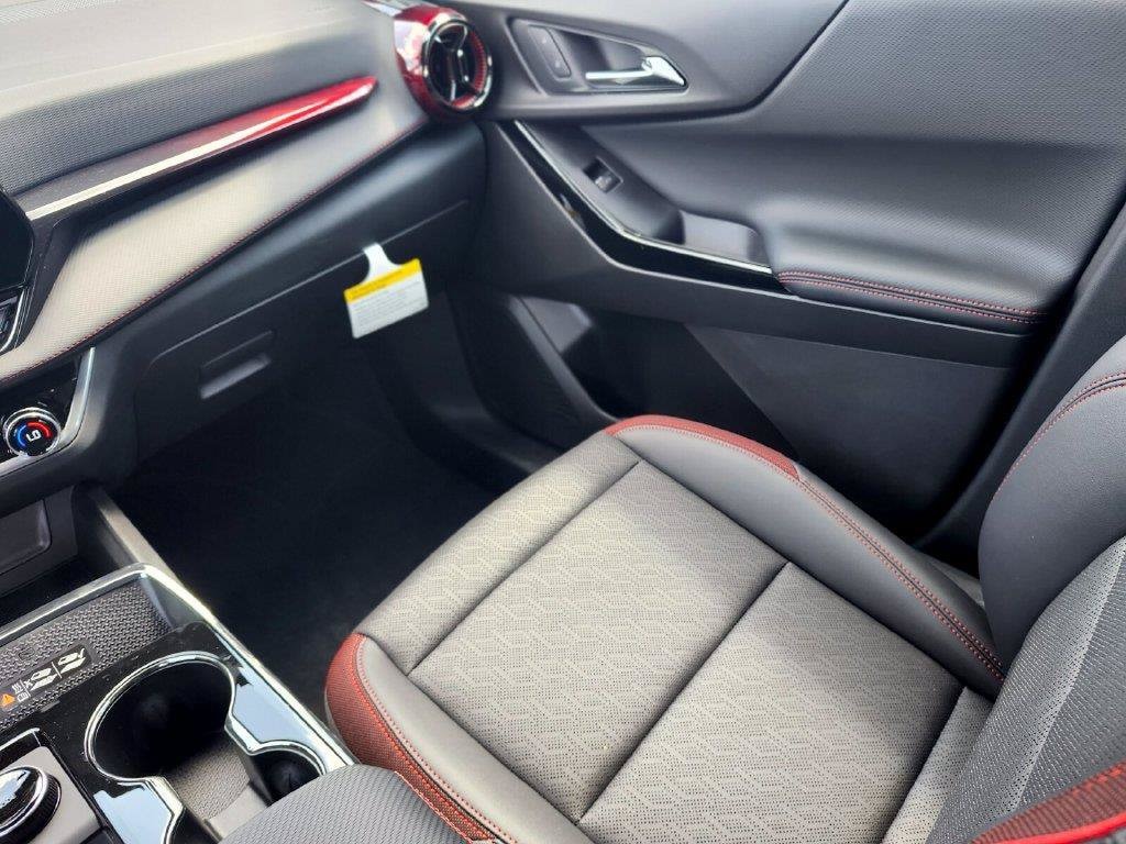 2027 Chevrolet Equinox RS - Photo 12