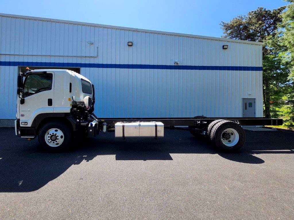 New 2026 Chevrolet Low Cab Forward 7500 XD 1WT Truck