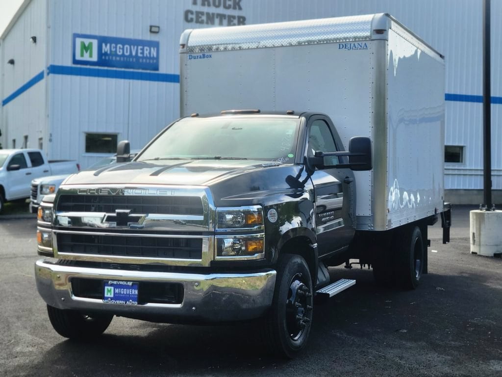 2024 Chevrolet Silverado 4500 Medium Duty Chassis Cab