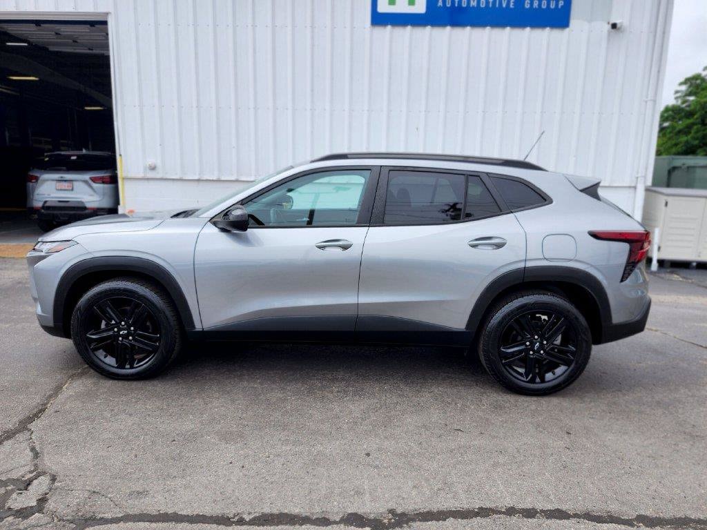 Used 2024 Chevrolet Trax Activ SUV