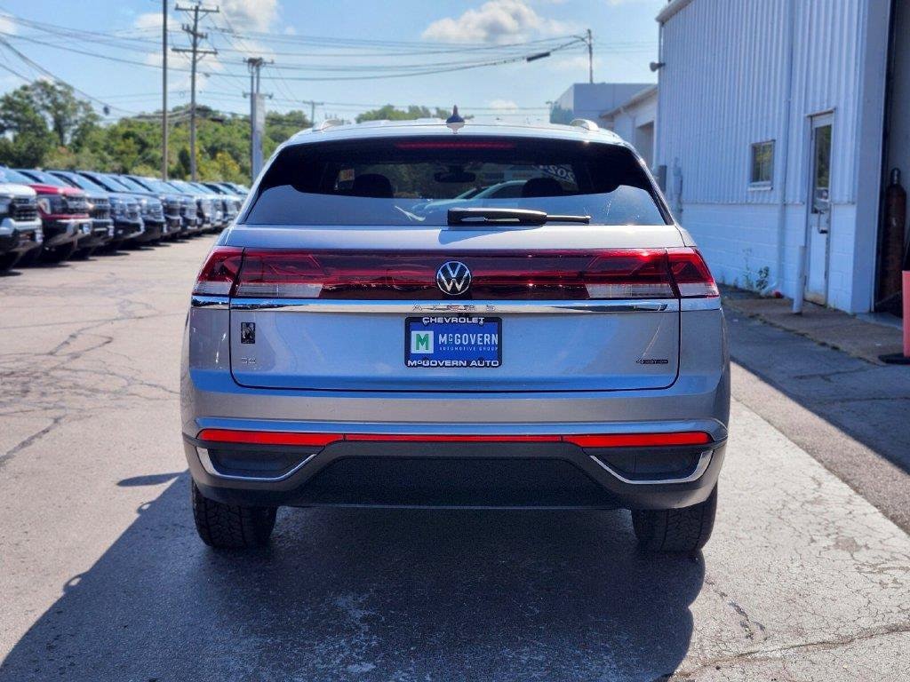 Used 2024 Volkswagen Atlas Cross Sport 2.0T SE