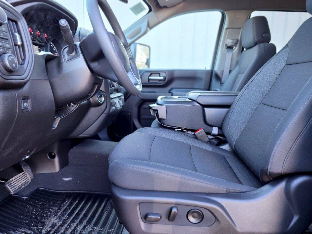 2026 Chevrolet Silverado 2500 HD Custom - Photo 16