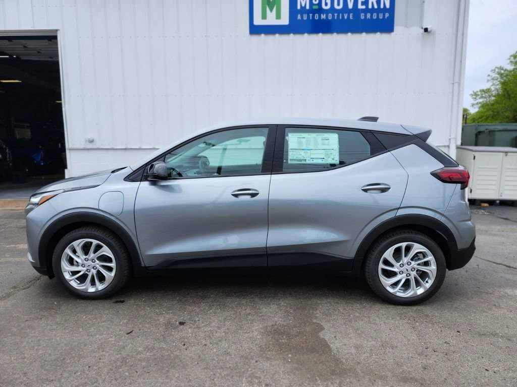 New 2027 Chevrolet Bolt LT SUV