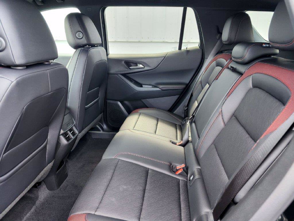2027 Chevrolet Equinox RS - Photo 13